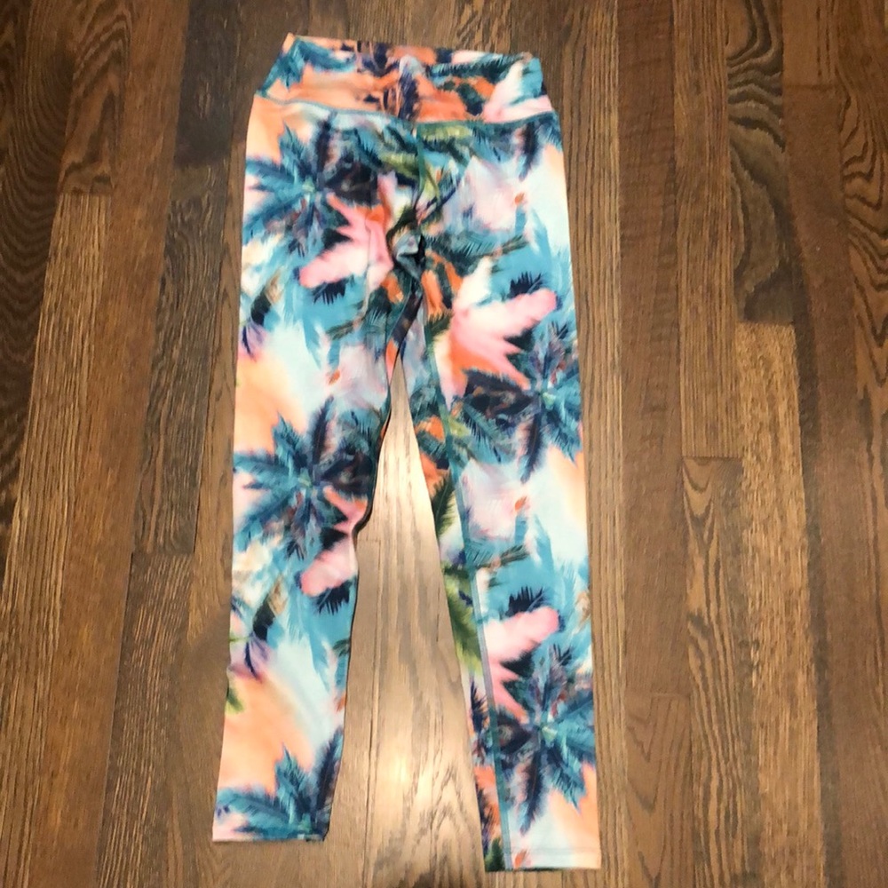 Hallow and Plank Leggings